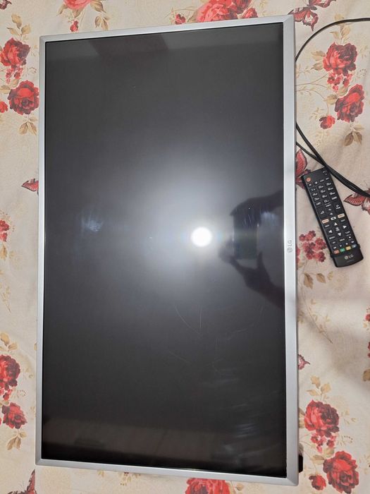 Televizor LG smart 80 cm