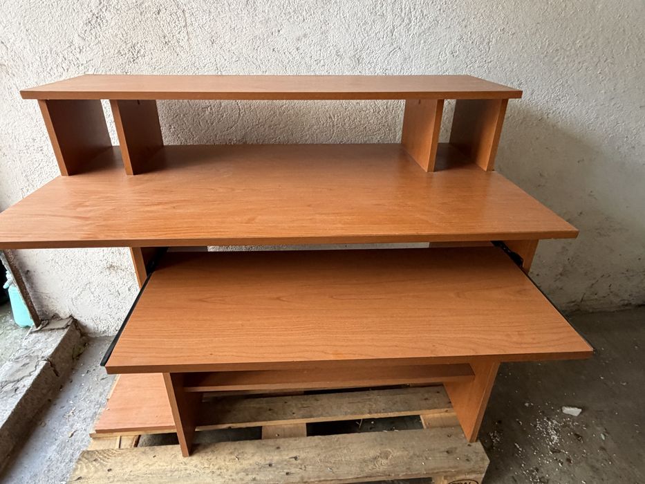 Birou  cu  sertar tastatura