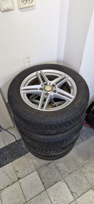 Cauciucuri Mercedes provenite de pe E class impecabile.