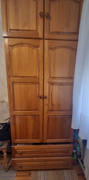 Продавам спален комплект