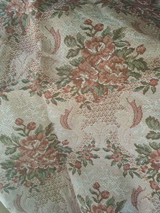 Чисто нова тапицерия за седалки