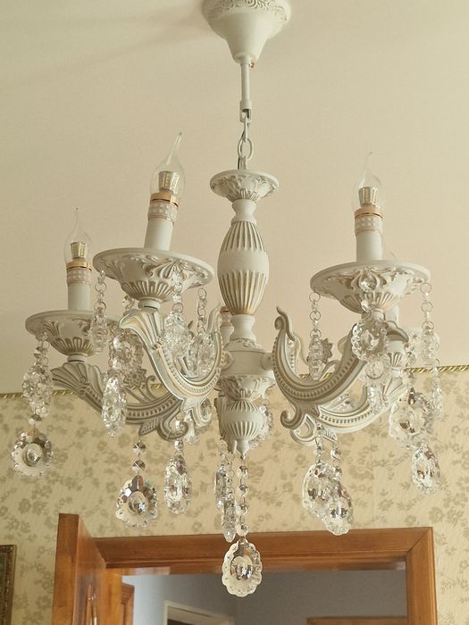 Lustra/candelabru cu 5 brațe becuri econom