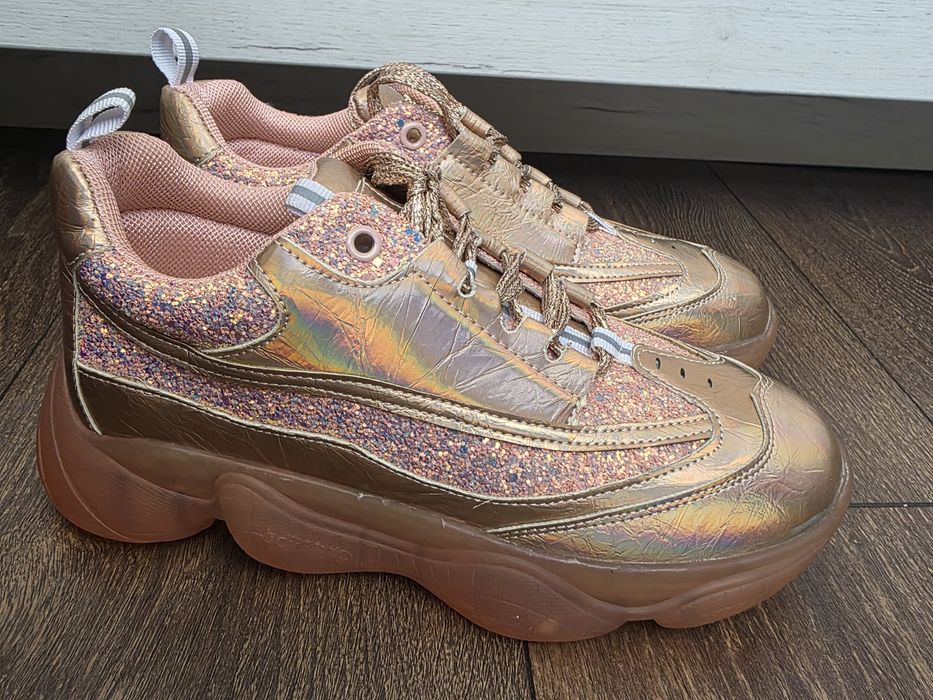 Маратонки 38 размер