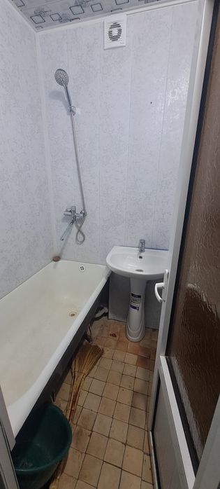 Kvartira qizlarga ijaraga beriladi