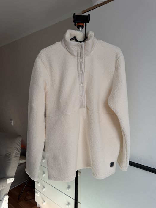 Женская кофта со спортмастера