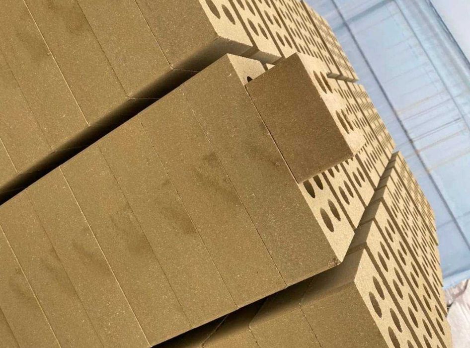 Гиперпрессованный кирпич с завода