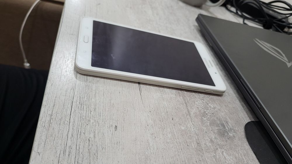 Продам планшет Samsung TAB A6