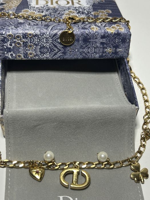 Lantisor Dior~Produs Nou