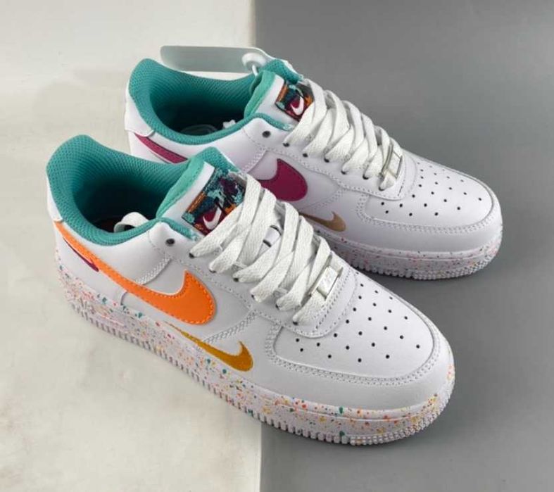 Дамски маратонки Nike Air Force 1 LV8 Leap High  38,39