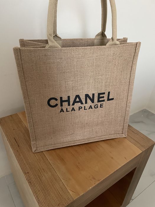 Плетени чанти Chanel, Lacoste
