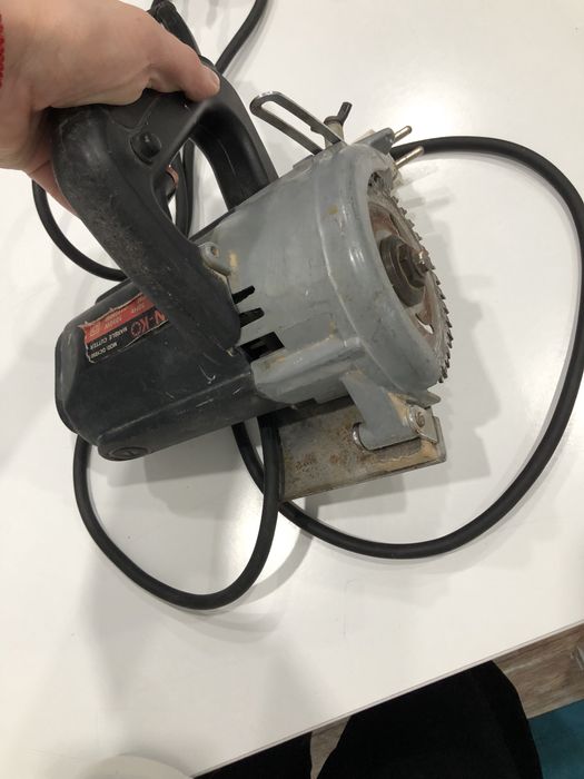 Пилы циркулярная, пчелка