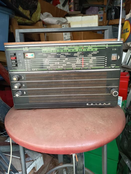 Vand radio selena vechi