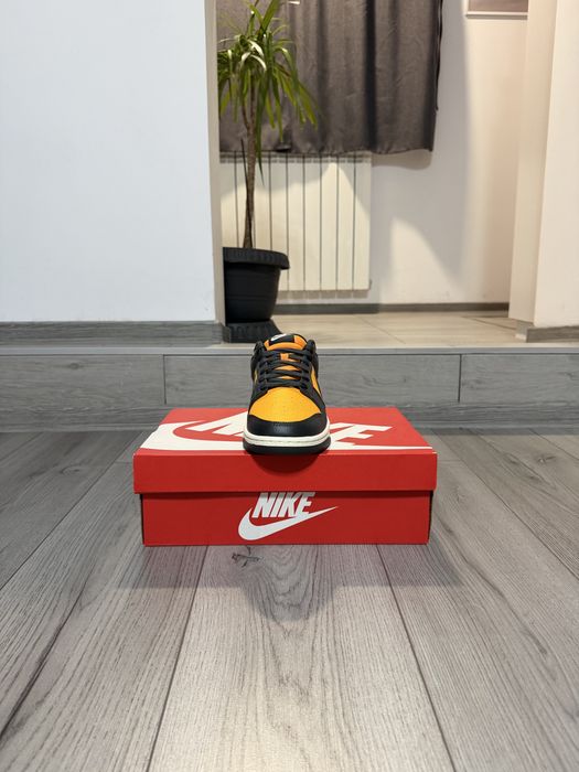 Nike Dunk Low "Sunidal”