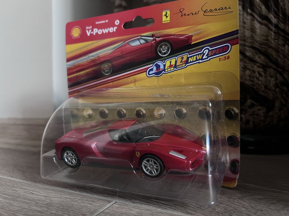 Колекционерски колички BMW и Ferrari – Shell Motorsport Collection