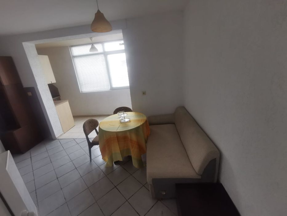 Дава се под наем Двустаен апартамент в Варна, Погреби - 50 кв.м за 306 € - Снимка #4