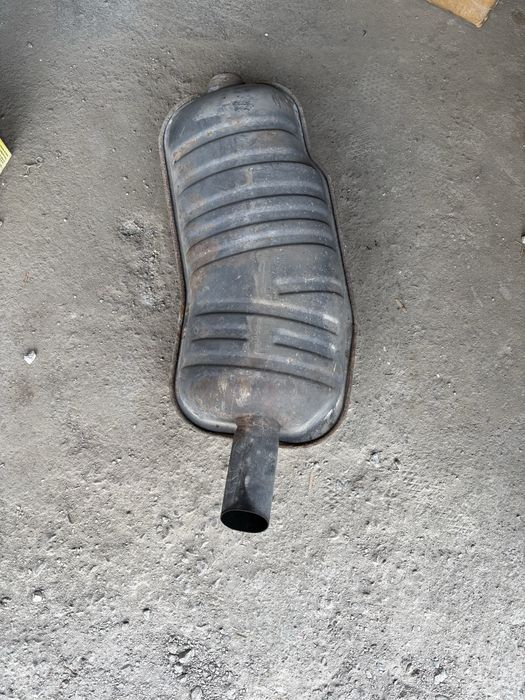 Продам глушитель BMW E36