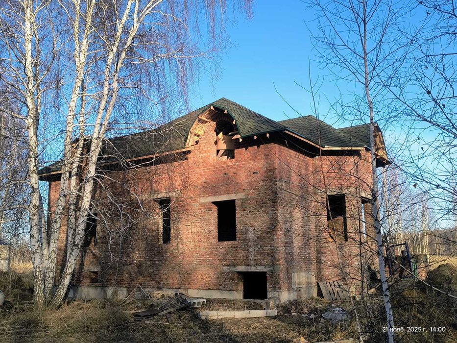 Продам большой дом РН Борки