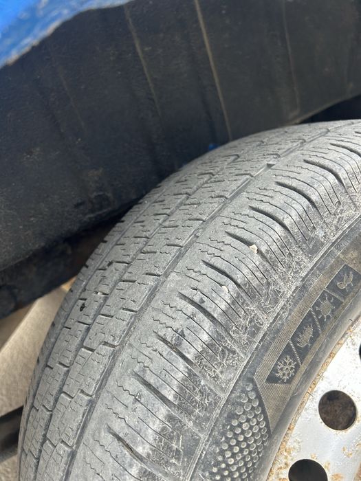 Vând dubã 3,5T lt35