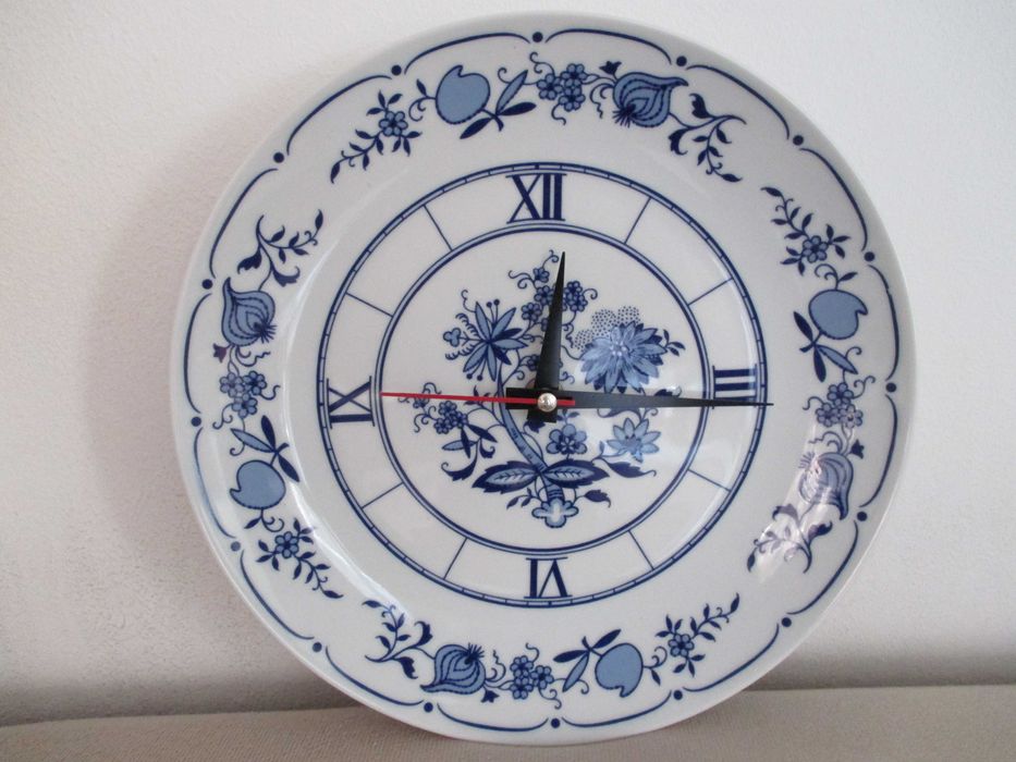 Немски винтидж стенен часовник   190лв