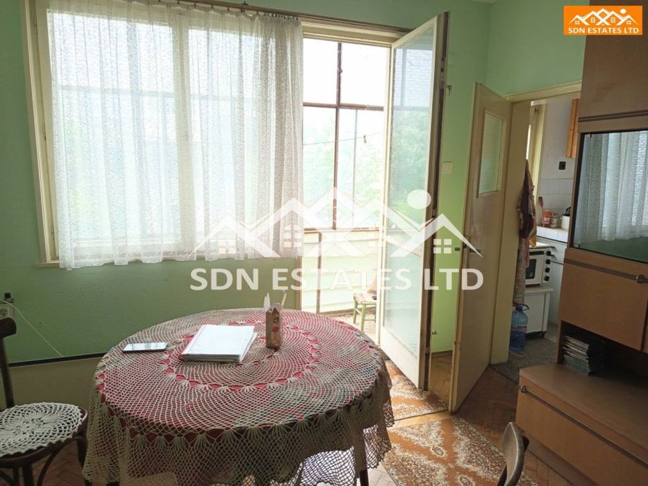 Продава се Двустаен апартамент в Казанлък - 74 кв.м за 1241 €/кв.м - Снимка #1