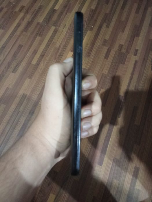 Vând Redmi A2 65 GB spațiu GB RAM