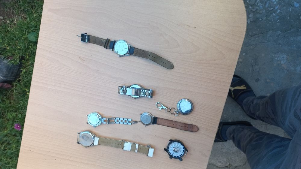 Лот за часовникари за реставрация