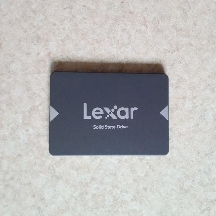 SSD Lexar 128 Gb.