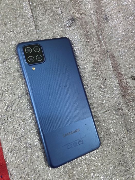 Samsung A12 64гб