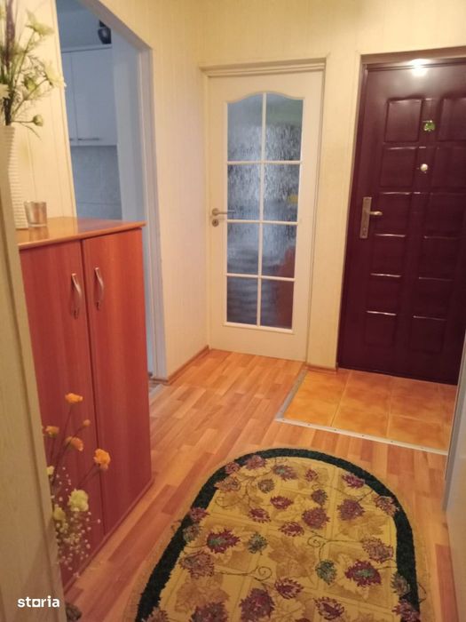 Vând apartament cu 2 camere Mioveni-Robea, etaj 1