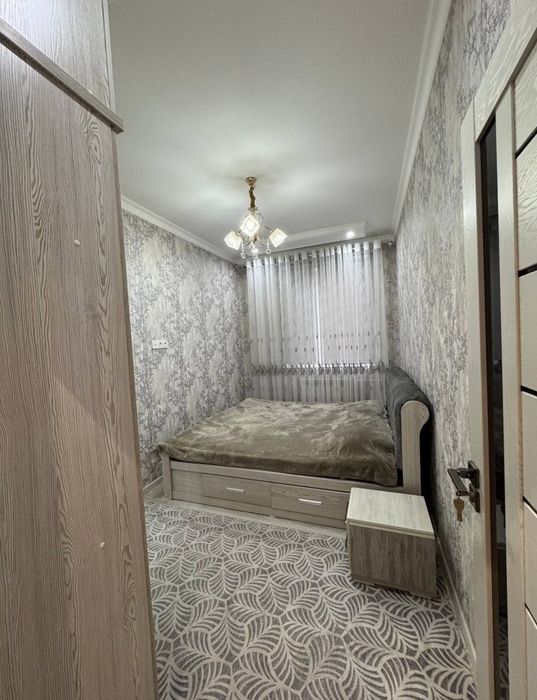 ^4/3/4 Чиланзар 10 квартал Метро Чиланзар, М.Улугбек Евроремонт Продаю