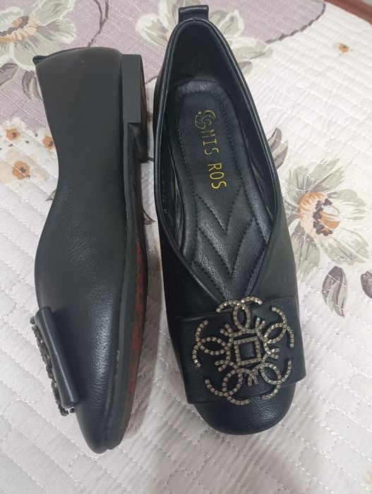 Срочно продам балетки  37р