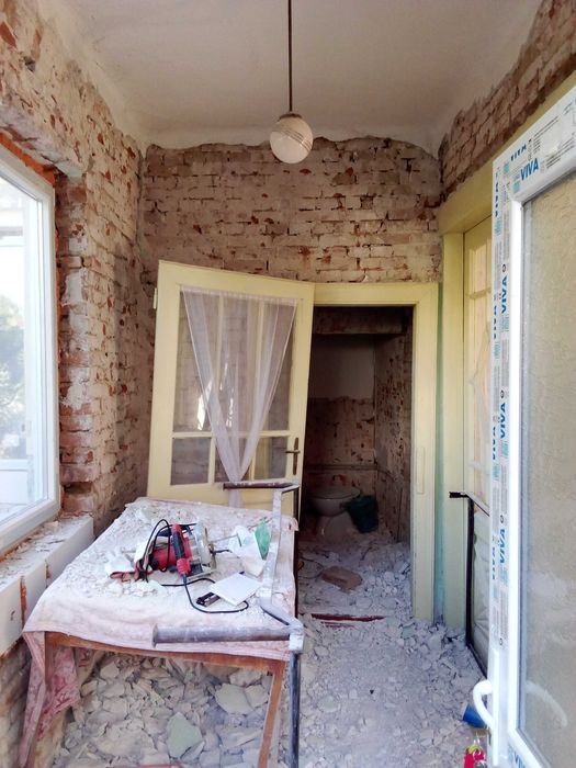 Продава се Къща в Силистра, Център - 254 кв.м за 321 €/кв.м - Снимка #4