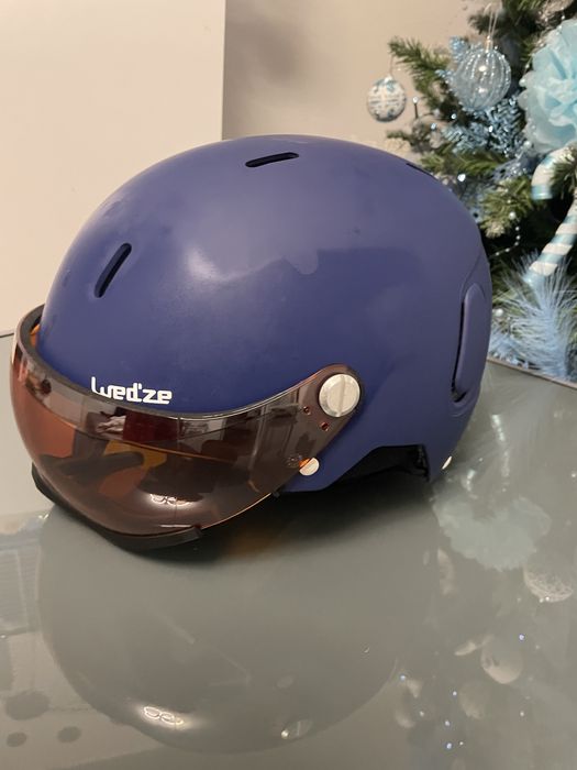 Casca protectie cu viziera