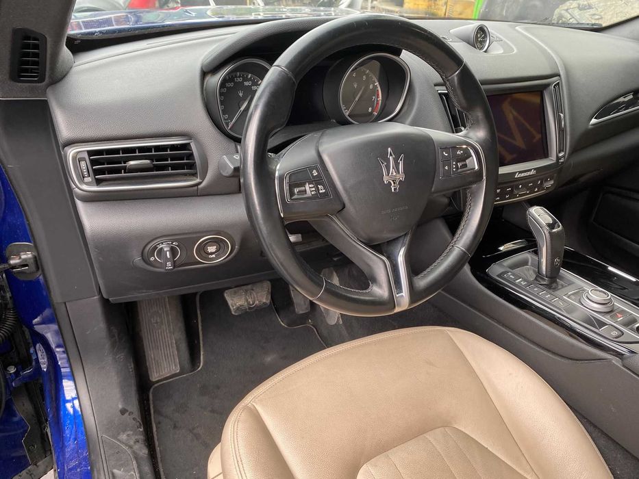 Dezmembrez Maserati LEVANTE 3.0i/usa/stopuri/faruri/grila/interior/jante/suspensie/comenzi/ceasuri/buton/navi
