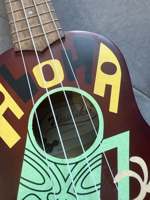 Продам  укулеле