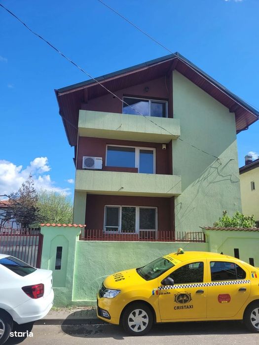Vilă spațioasă S+P+1E+M | Chitila | Str. 8 Martie