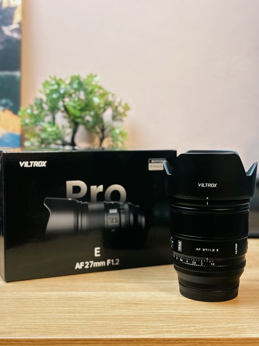 Obiectiv Viltrox 27 mm F1.2 AF
