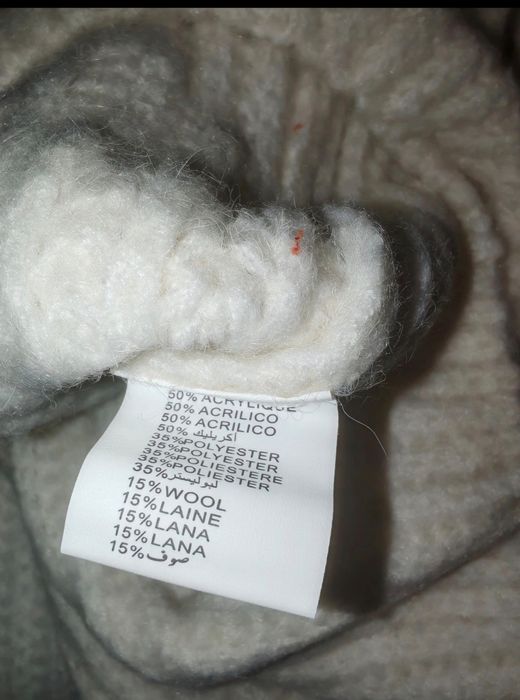Pulover nou cu eticheta,marime universala.