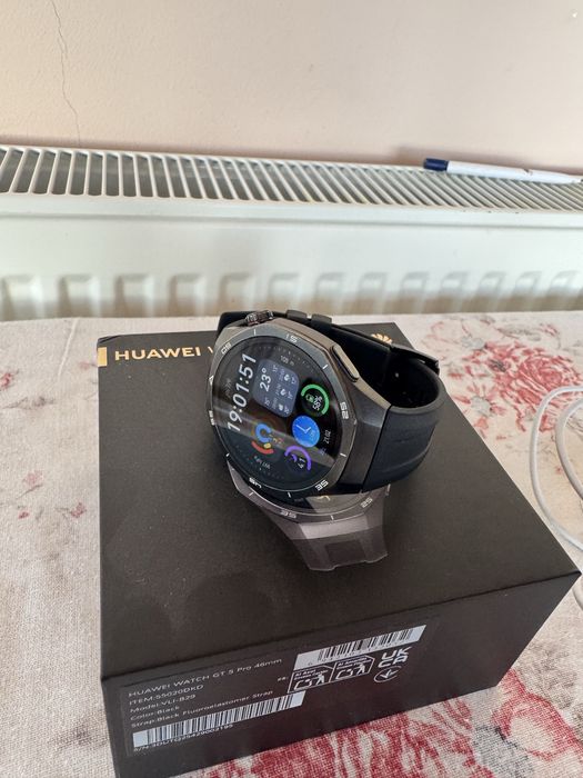 Vând ceas HUAWEI Watch GT  5 Pro