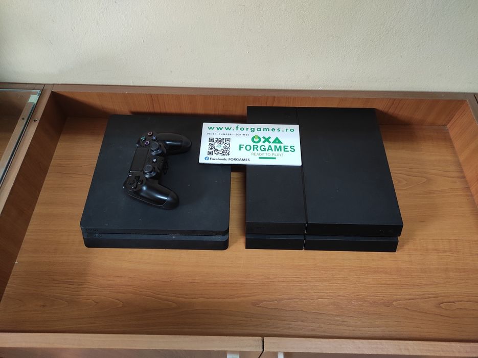 Vindem consola PS4 slim