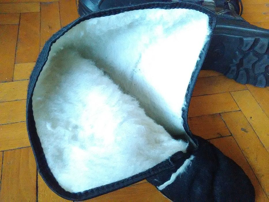 Гумени ботуши тип апрески с гума до глезените марка ALASKA на 1 носене