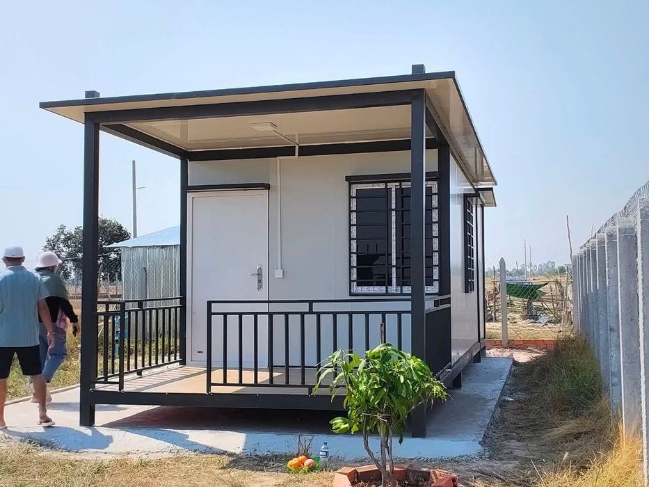 Vindem containere modulare