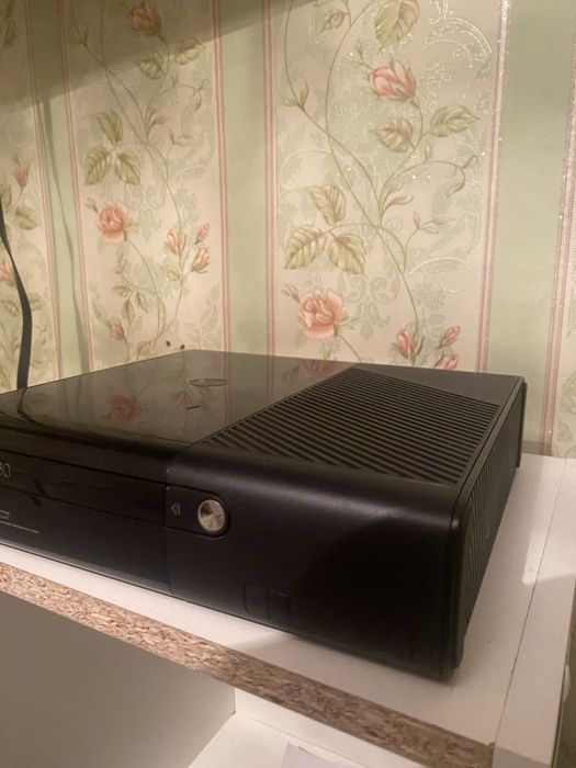 Продам хбокс 360