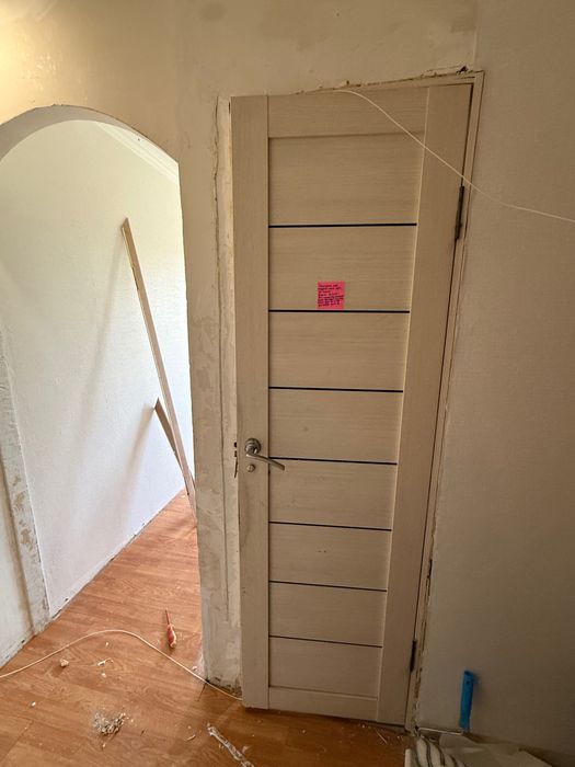 Продам двери 3 шт