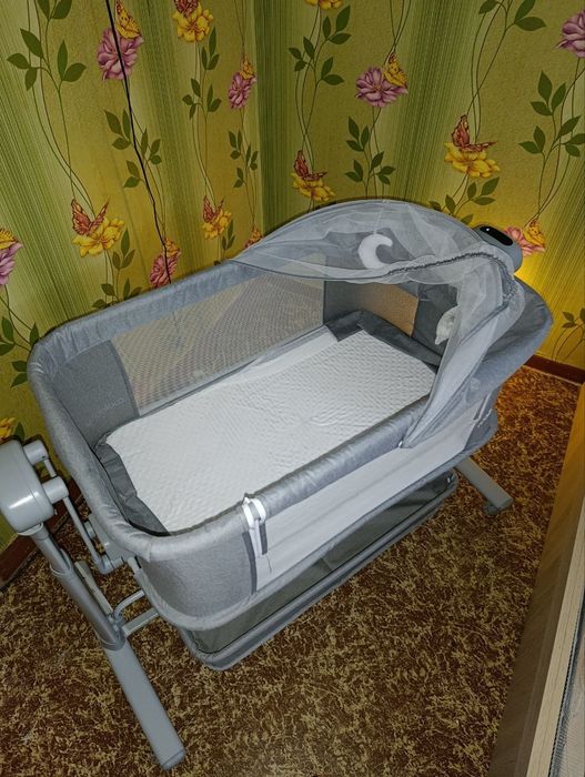 Электронная люлька с пультом управления, несколько режимов