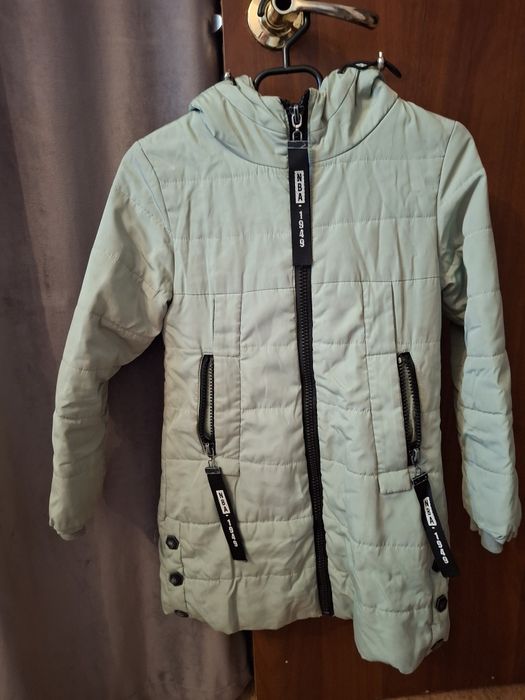 Куртка на девочку