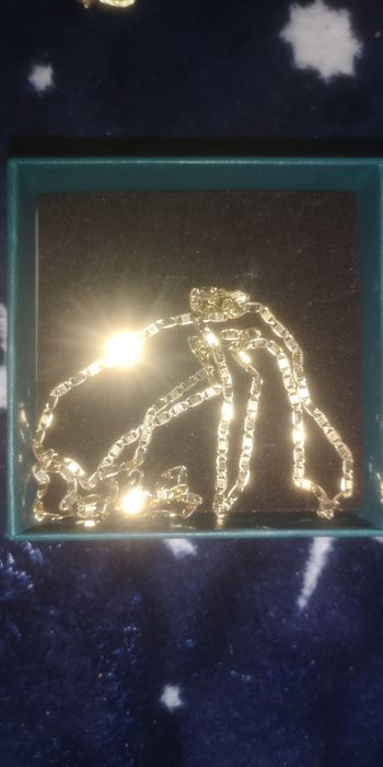 Lănțișor suflat cu aur