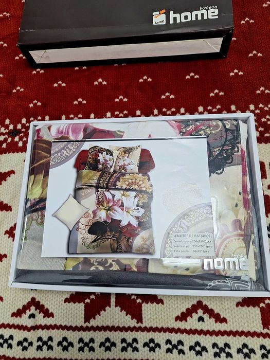 Lenjerie pat compusa din 4 piese.