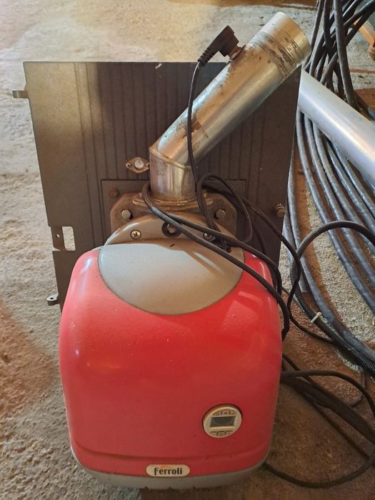 Vând sistem ardere peleți Ferroli