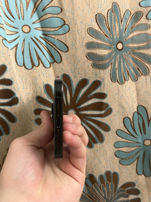 VAND URGENT ! Iphone 16 pro max negru